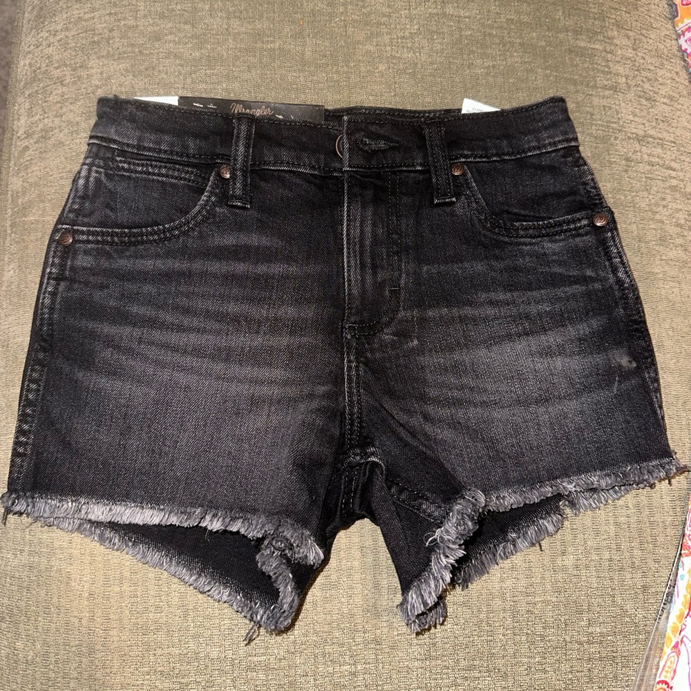Wrangler Retro Bailey Black Wash High Rise Hi-Lo Cut & Frayed Shorts size 25